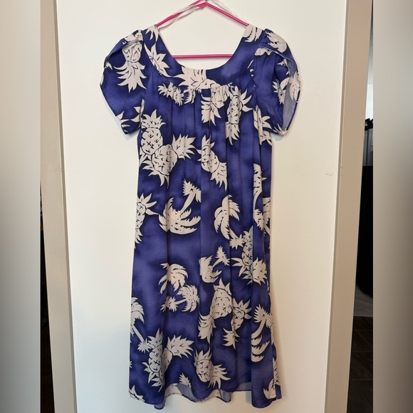 Paradise Bay Dresses & Skirts - Paradise Bay VINTAGE 80s Polynesian Muumuu Purple Palm Tree Small Hawaiian Dress